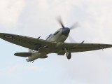 Dux2007_068 - a Seafire MkXVII taking off