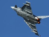 RIAT2006_021 - The Typhoon in a tight turn